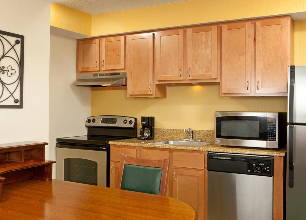 Residence Inn Kansas City Downtown/Union Hill Номер фото
