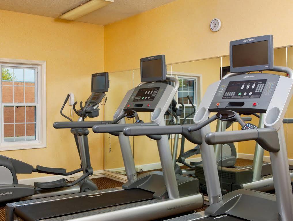 Residence Inn Kansas City Downtown/Union Hill Екстер'єр фото